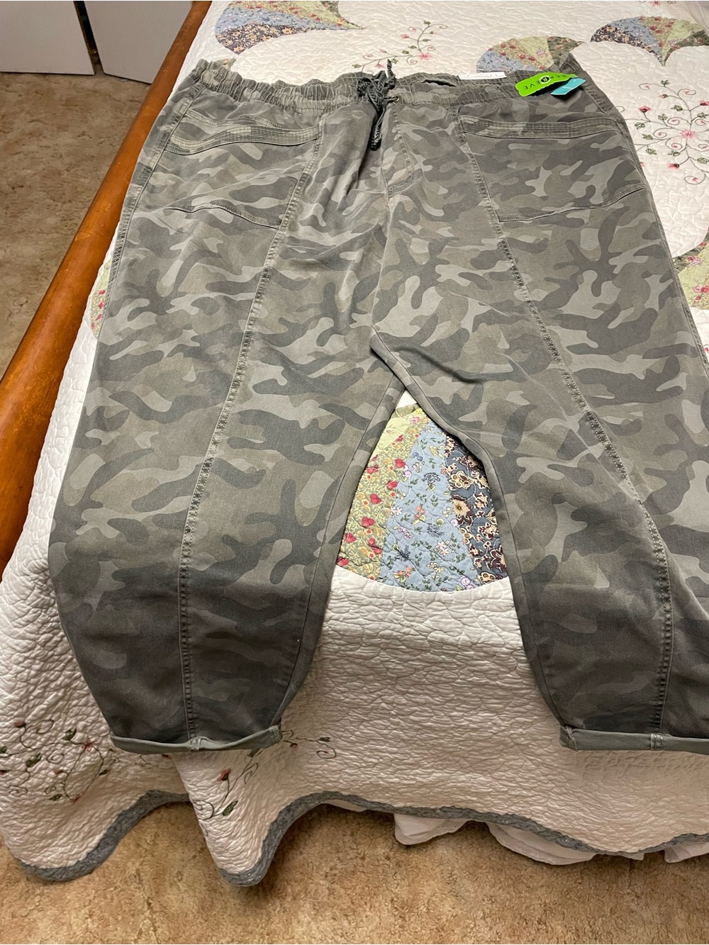 Maurices Olive Gray Camo Jogger Pants